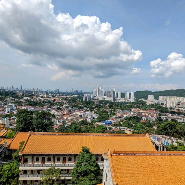 檳城極樂寺，參訪東南亞最大華人佛寺，老佛爺親賜的海天佛地。
