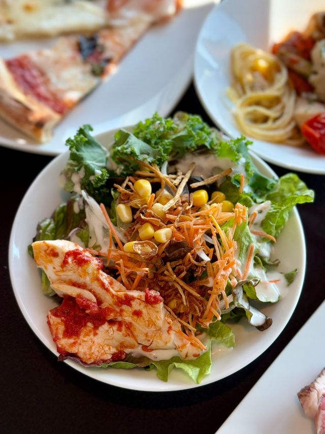 Amazing Lunch Buffet at XEX ATAGO GREEN HILLS with a View of Tokyo Tower