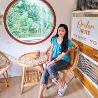 Hug Kapong Cafe - คาเฟ่กะปง 🏡 