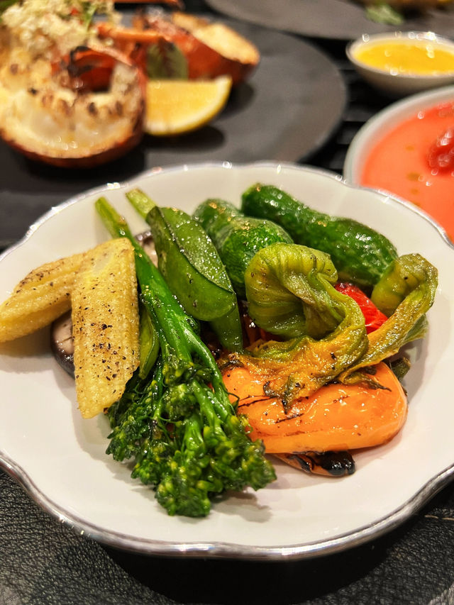 An Unforgettable Beachfront Culinary Escape🥰