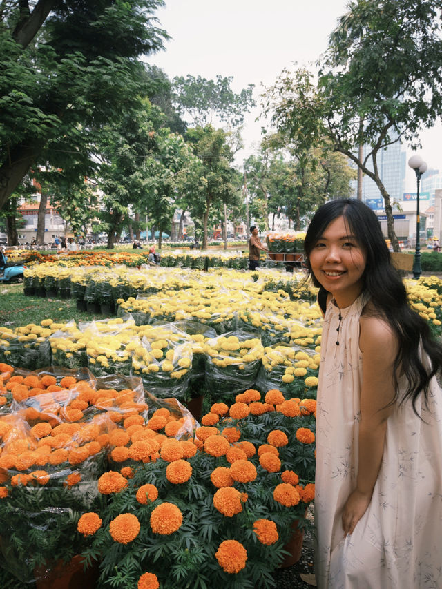 🌸 Ho Chi Minh City Flower Markets | A Burst of Color for Tết 🌿✨