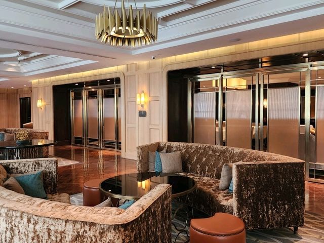 クアラルンプールの最高級ホテル「The Ritz-Carlton, Kuala Lumpur」で優雅な滞在を