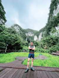 Deer Cave: Spectacular Spring Adventure