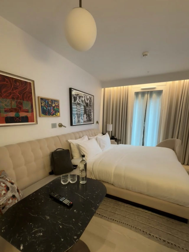 A Gorgeous Stay in the Heart of Edinburgh 🏨