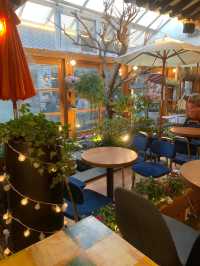 💕Stunning Cafe in Ikseon-dong Seoul💕