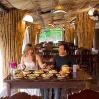 ที่พักเขาใหญ่ สไตล์บาหลี กิจกรรมเพียบอาหาร3มื้อ