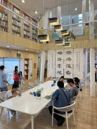 【深圳】 燈塔圖書館：全深圳最靠海的白色圖書館