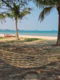 หาดสามร้อยยอด 🌊 🐚