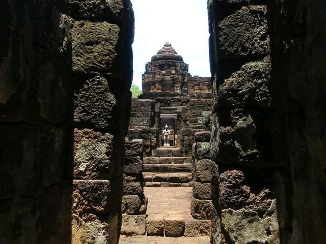 อุทยานประวัติศาสตร์เมืองสิงห์