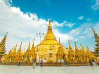 เจดีย์ชเวดากอง (Shwedagon Pagoda)
