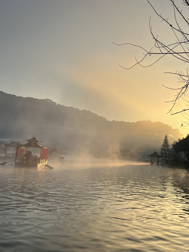 ล่องเรือบ้านรักไทย ก่อนตายไปลองสักครั้ง 