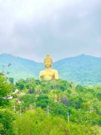 Rise above the clouds at Wat Khao Wong P