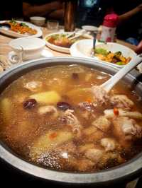 台北川菜餐廳「花娘小館」，端午節家庭聚餐😆