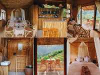 บ้านไม้หลังเล็กวิวภูเขาสีเขียว 🌿