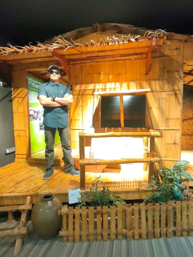 Labuan Museum, Malaysia - Focusing on History Theme & Culture in Labuan
