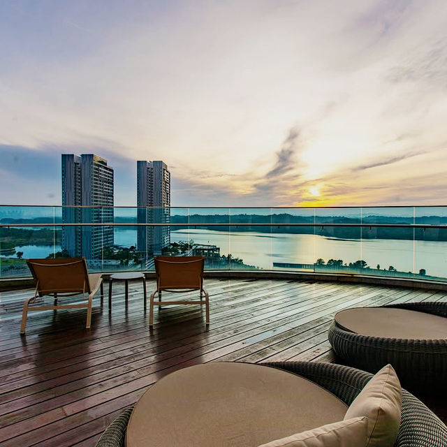A Sophisticated Stay Where Comfort Meets Convenience