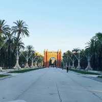 Barcelona’s Brick Beauty: Arc de Triomf 🇪🇸