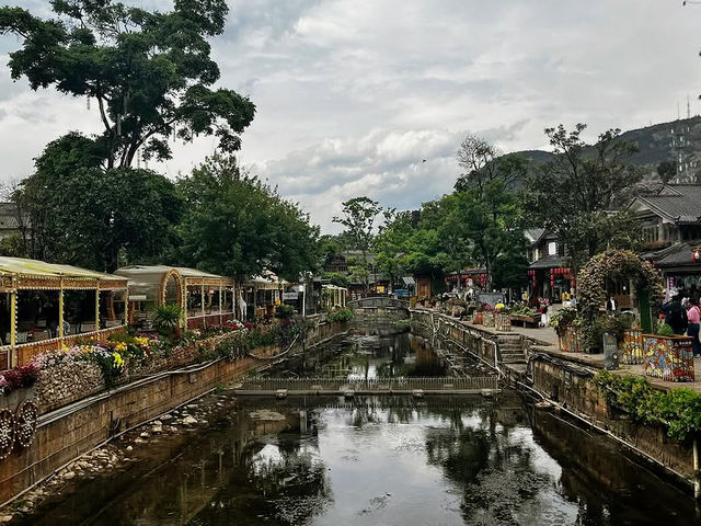 Serene Beauty at Heilongtan Park