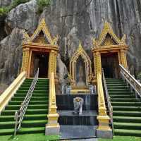วัดถ้ำเขาย้อย