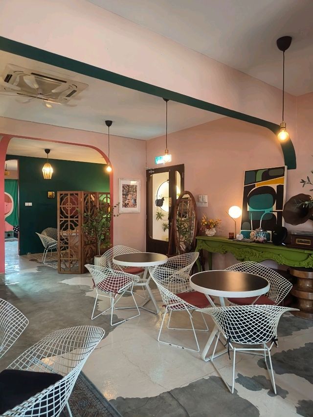 Soup, Sourdough & Sunshine: A Chill Desaru Café Find