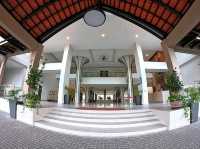 “Pacific Regency Port Dickson: Spacious Beachside Escape with a Splash of Charm”
