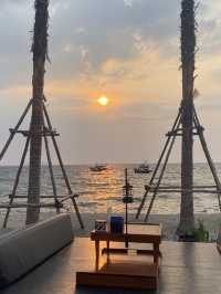 ท่าช้าง บางแสน ชลบุรีที่นั่งชิลล์ริมชายหาด🌊