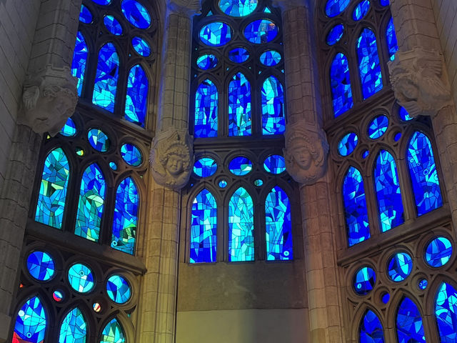Sagrada Família – Barcelona’s Iconic Masterpiece 🇪🇸⛪