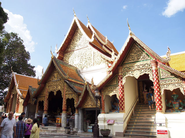 ✨ Serenity on High – Our Visit to Wat Phra That Doi Suthep