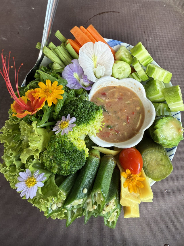 ล่องแก่งสตูล ภูต้นน้ำ ติดแอร์อาหารอร่อยน้ำแข็งฟรี