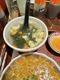 รีวิวบะหมี่มันปูเมนูดังของเซี่ยงไฮ้