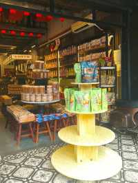 A Hidden Gem for Souvenirs with Retro Vibes in Malacca