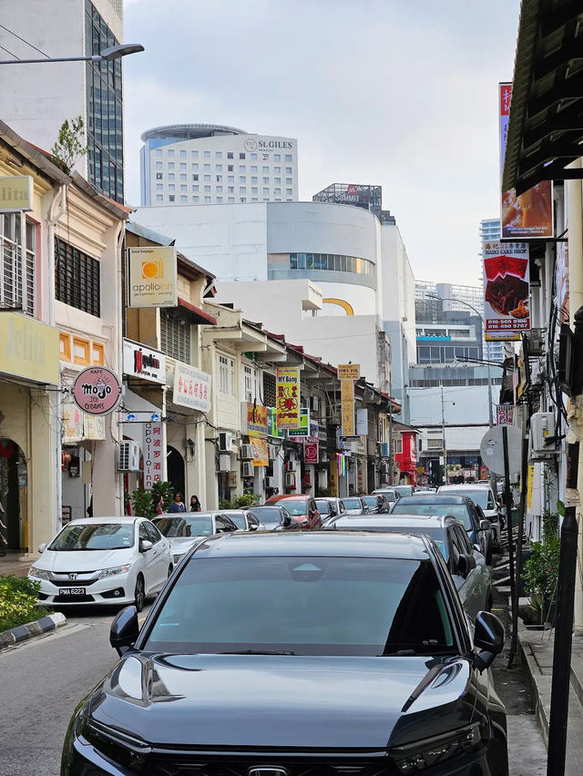 Colonial Echoes & Cultural Rhythms in George Town
