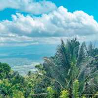 Gateway to the Gods: Lempuyang Temple’s Majestic Charm 🇮🇩