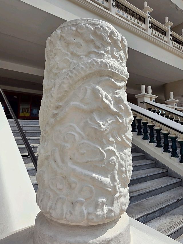Honoring a Legacy : The Venerable Hong Choon Memorial Hall