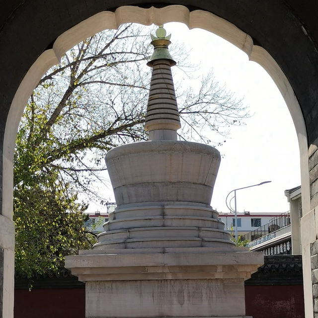 🏯 A Quiet Gem in Hohhot – Five Pagoda Temple (五塔寺)