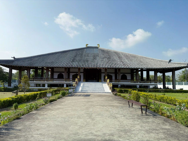 【ネパール・ルンビニ 總教日本寺】ルンビニの静寂に佇む、日本の祈りと美の結晶