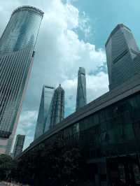 Discovering Shanghai: A Visual Journey Through Light, Nature, and City Glamour