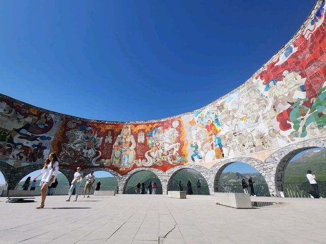 👸Russia-Georgia Friendship Monument 
