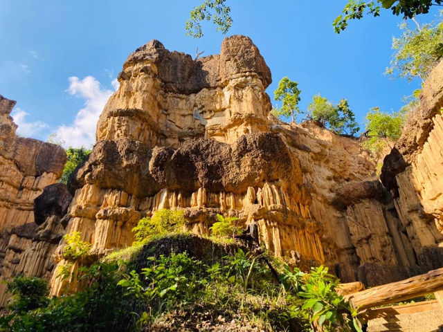 🏞️✨ *Pha Chor: Chiang Mai’s Hidden Canyon of Dreams* 🌄🌿