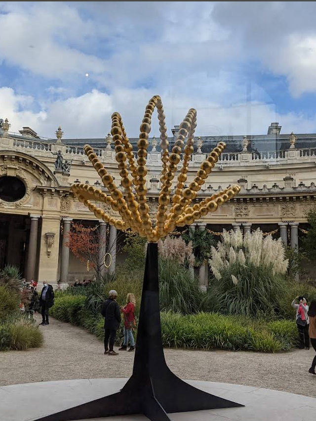 A Small but indeed TERRIBLE palace 