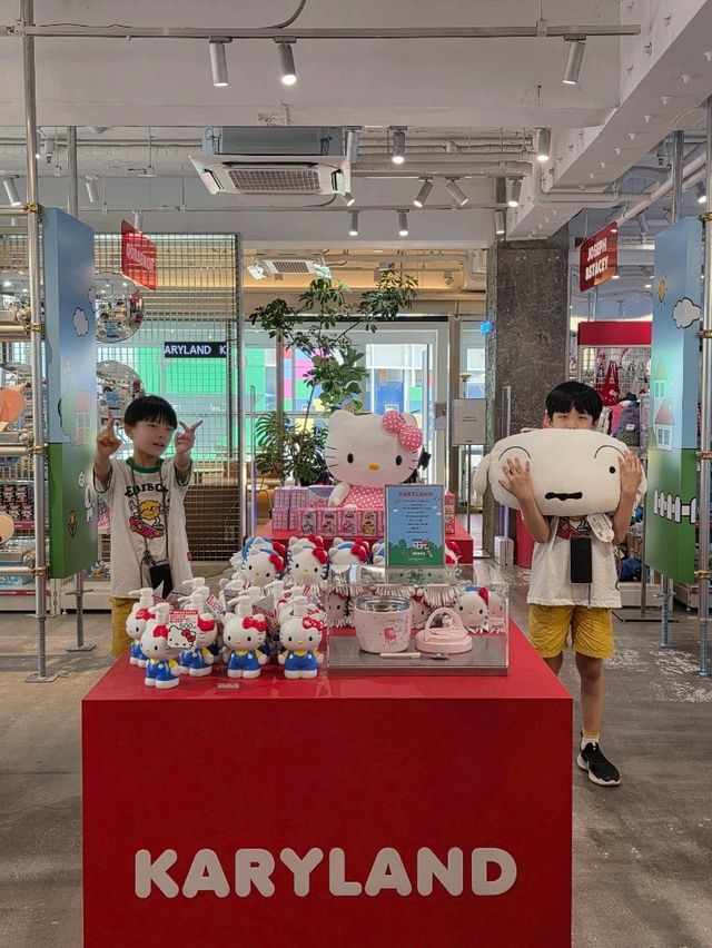 캐리랜드 팝업 스토어