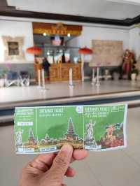 🛕 Reflections in the Mist: A Visit to Ulun Danu Beratan Temple