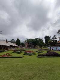 🌺 Ceremonial Reflections: A Walk Through Ulun Danu Beratan Park