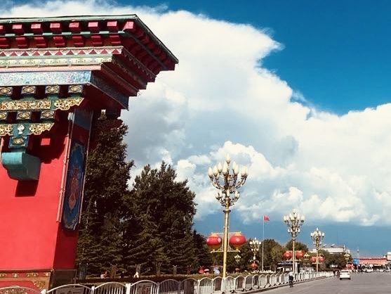 Let’s Go to Lhasa – The Soul of Tibet, Where Heaven Meets Earth!  Let’s Go to Lhasa – The Soul of Tibet, Where Heaven Meets Earth!