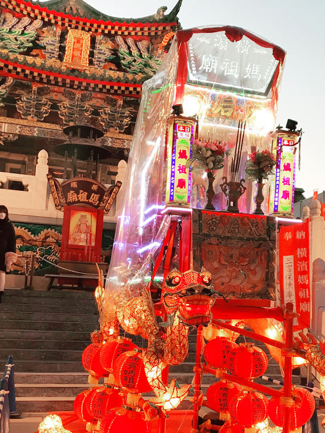 【横浜中華街で春節を満喫！媽祖廟・春節イベント・重慶飯店ディナー体験】