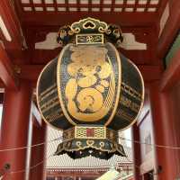 Guardian of Treasures: The Hōzō-mon Gate at Sensō-ji 🏮