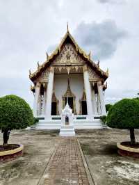 🙏 เจดีย์ขาวอลังการ พญานาคสุดปัง บรรยากาศดี๊ดี~