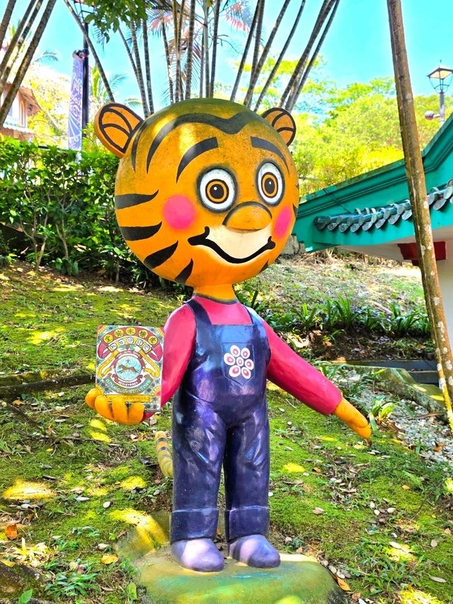Playful Guardians: Tiger Balm Cubs at Haw Par Villa