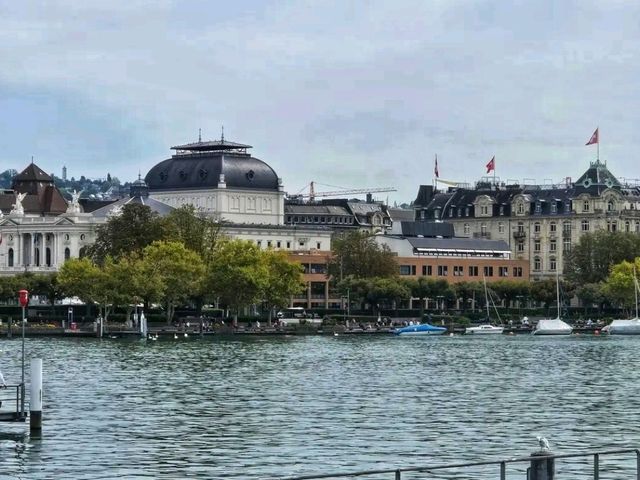 🌊 Lake Zurich (Zürichsee) – Scenic Beauty at the Heart of Zurich 🌊 🌊 Lake Zurich (Zürichsee) – Scenic Beauty at the Heart of Zurich 🌊