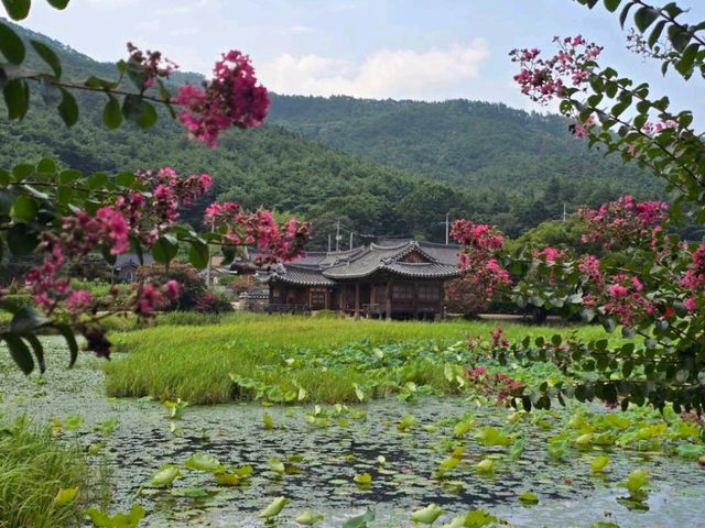 Seochulji Pond Seochulji Pond